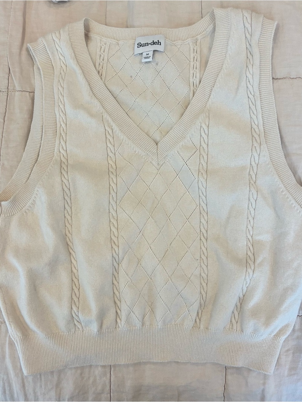 Aritzia Cream Cable Knit V-Neck Tank